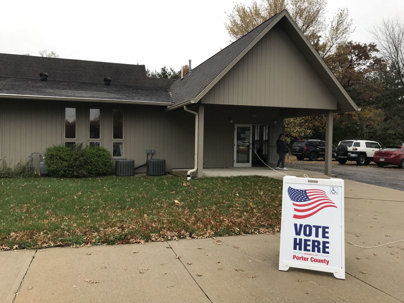 UPDATE: Porter County election board to vote on keeping polls open longer